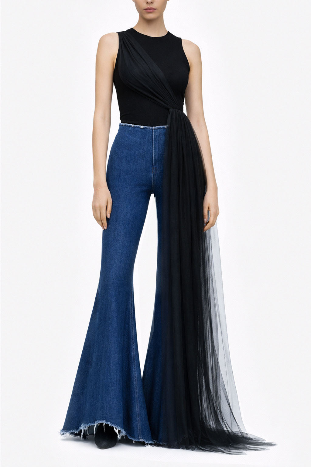 Top in jersey con drappeggio asimmetrico in tulle e pannello fluido
